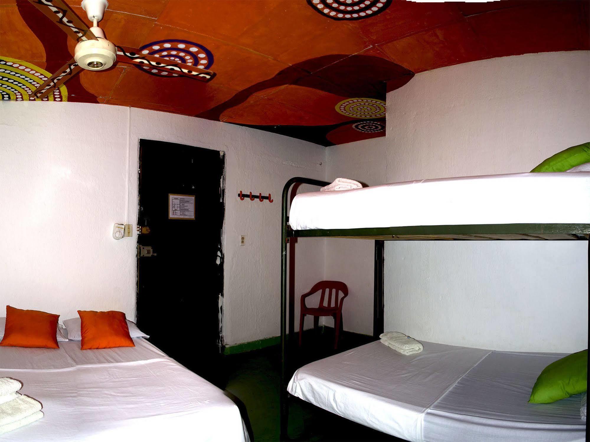 Hostel Villa Mary Таганга Экстерьер фото