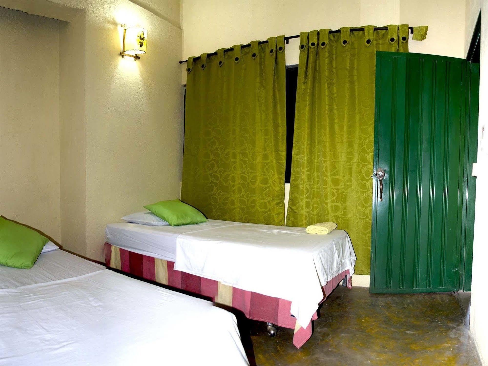 Hostel Villa Mary Таганга Экстерьер фото